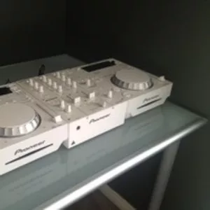 Brand New 2X CDJ-350 + DJM-350 Mixer Limited Edition White